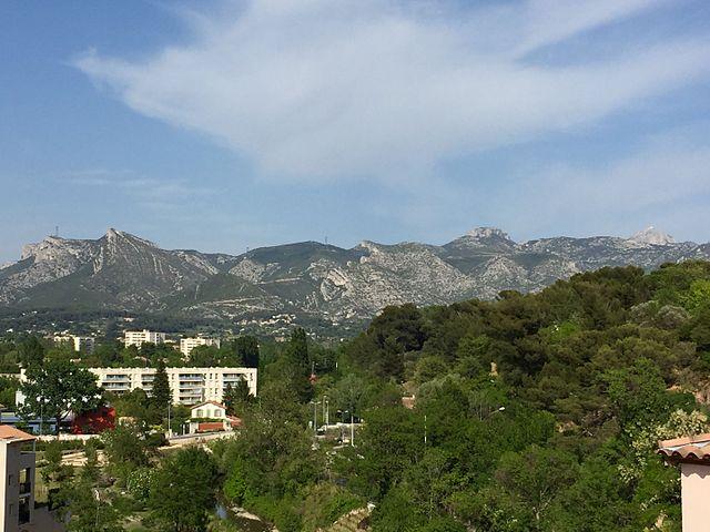 Aubagne - Immobilier - CENTURY 21 Agence Beaumond - Sainte-Baume vue depuis Aubagne