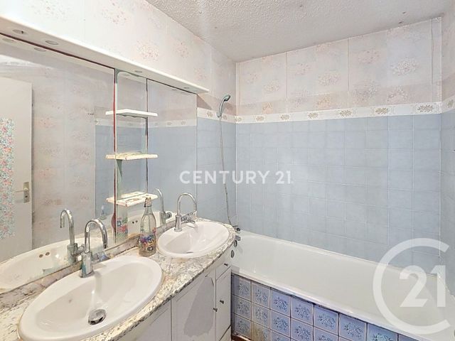 maison à vendre - 4 pièces - 77.49 m2 - AUBAGNE - 13 - PROVENCE-ALPES-COTE-D-AZUR - Century 21 Agence Beaumond