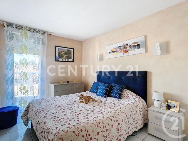 Afficher la photo en grand Appartement à vendre - 3 pièces - 73.0 m2 - AUBAGNE - 13 - PROVENCE-ALPES-COTE-D-AZUR - Century 21 Agence Beaumond