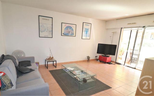 Afficher la photo en grand appartement à vendre - 3 pièces - 60.85 m2 - AUBAGNE - 13 - PROVENCE-ALPES-COTE-D-AZUR - Century 21 Agence Beaumond