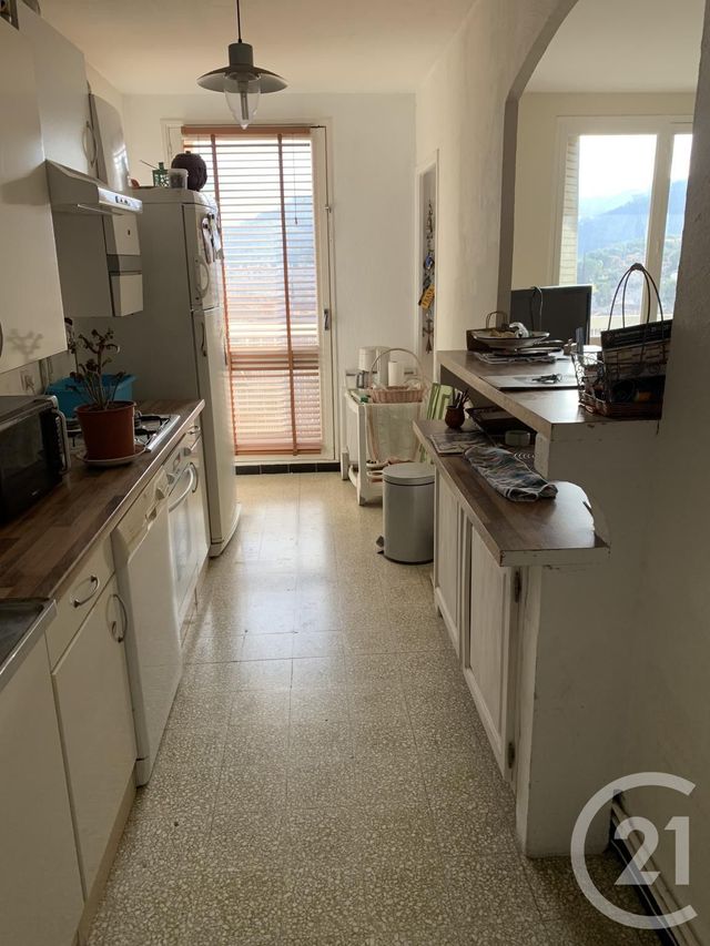 Afficher la photo en grand Appartement T3 à vendre - 3 pièces - 66.0 m2 - AUBAGNE - 13 - PROVENCE-ALPES-COTE-D-AZUR - Century 21 Agence Beaumond