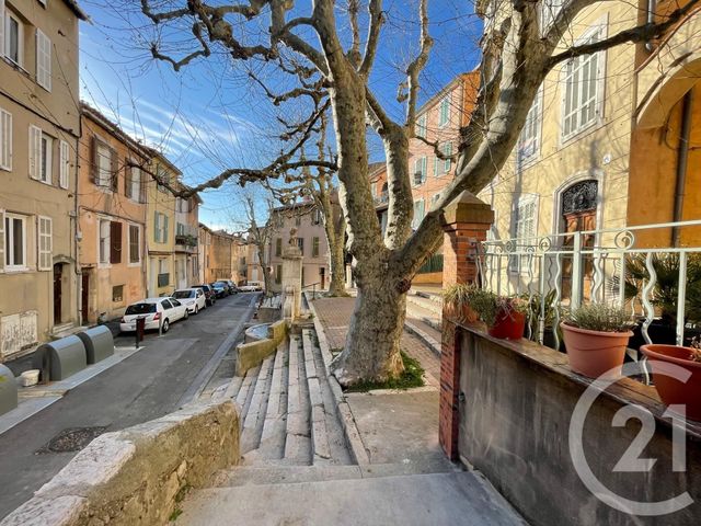 Afficher la photo en grand Appartement T1 à louer - 1 pièce - 26.36 m2 - AUBAGNE - 13 - PROVENCE-ALPES-COTE-D-AZUR - Century 21 Agence Beaumond