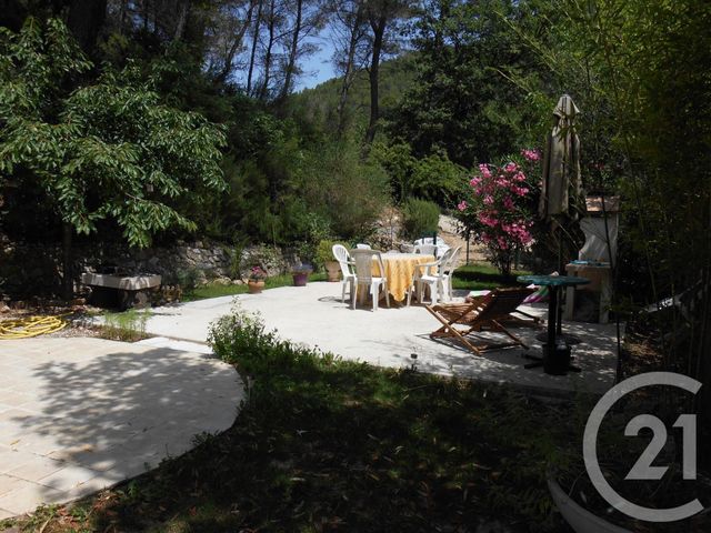 Afficher la photo en grand Appartement F2 à vendre - 2 pièces - 37.25 m2 - AURIOL - 13 - PROVENCE-ALPES-COTE-D-AZUR - Century 21 Agence Beaumond