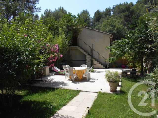 Afficher la photo en grand Appartement F2 à vendre - 2 pièces - 37.25 m2 - AURIOL - 13 - PROVENCE-ALPES-COTE-D-AZUR - Century 21 Agence Beaumond