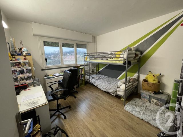 Afficher la photo en grand Appartement T3 à vendre - 3 pièces - 70.0 m2 - AUBAGNE - 13 - PROVENCE-ALPES-COTE-D-AZUR - Century 21 Agence Beaumond