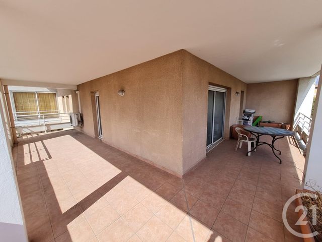 Appartement F3 à vendre - 3 pièces - 66.99 m2 - AUBAGNE - 13 - PROVENCE-ALPES-COTE-D-AZUR - Century 21 Agence Beaumond Appartement F3 à vendre - 3 pièces - 66.99 m2 - AUBAGNE - 13 - PROVENCE-ALPES-COTE-D-AZUR - Century 21 Agence Beaumond