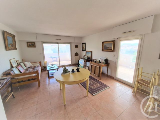 Appartement F3 à vendre - 3 pièces - 66.99 m2 - AUBAGNE - 13 - PROVENCE-ALPES-COTE-D-AZUR - Century 21 Agence Beaumond Appartement F3 à vendre - 3 pièces - 66.99 m2 - AUBAGNE - 13 - PROVENCE-ALPES-COTE-D-AZUR - Century 21 Agence Beaumond