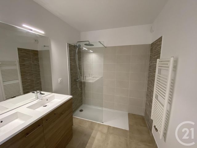 Appartement F3 à vendre - 3 pièces - 65.03 m2 - AUBAGNE - 13 - PROVENCE-ALPES-COTE-D-AZUR - Century 21 Agence Beaumond Appartement F3 à vendre - 3 pièces - 65.03 m2 - AUBAGNE - 13 - PROVENCE-ALPES-COTE-D-AZUR - Century 21 Agence Beaumond