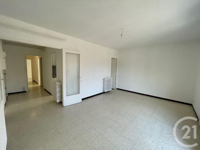 Appartement T3 à louer - 3 pièces - 62.26 m2 - AUBAGNE - 13 - PROVENCE-ALPES-COTE-D-AZUR - Century 21 Agence Beaumond Appartement T3 à louer - 3 pièces - 62.26 m2 - AUBAGNE - 13 - PROVENCE-ALPES-COTE-D-AZUR - Century 21 Agence Beaumond