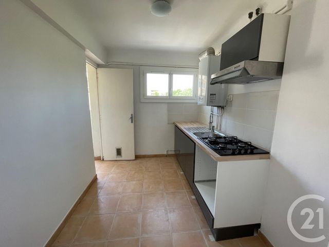 Afficher la photo en grand Appartement T3 à louer - 3 pièces - 56.16 m2 - AUBAGNE - 13 - PROVENCE-ALPES-COTE-D-AZUR - Century 21 Agence Beaumond