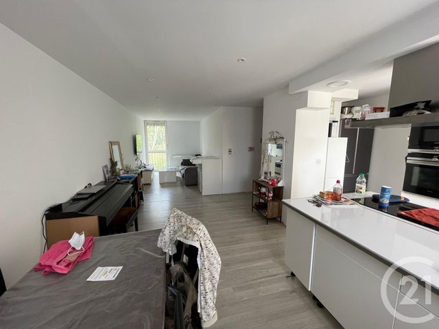 appartement à vendre - 5 pièces - 85.0 m2 - AUBAGNE - 13 - PROVENCE-ALPES-COTE-D-AZUR - Century 21 Agence Beaumond appartement à vendre - 5 pièces - 85.0 m2 - AUBAGNE - 13 - PROVENCE-ALPES-COTE-D-AZUR - Century 21 Agence Beaumond
