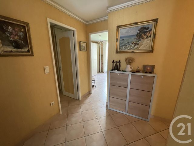 Appartement T4 à vendre - 4 pièces - 91.36 m2 - AUBAGNE - 13 - PROVENCE-ALPES-COTE-D-AZUR - Century 21 Agence Beaumond Appartement T4 à vendre - 4 pièces - 91.36 m2 - AUBAGNE - 13 - PROVENCE-ALPES-COTE-D-AZUR - Century 21 Agence Beaumond