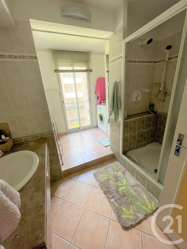 Appartement T4 à vendre - 4 pièces - 91.36 m2 - AUBAGNE - 13 - PROVENCE-ALPES-COTE-D-AZUR - Century 21 Agence Beaumond Appartement T4 à vendre - 4 pièces - 91.36 m2 - AUBAGNE - 13 - PROVENCE-ALPES-COTE-D-AZUR - Century 21 Agence Beaumond