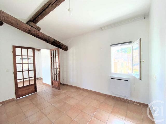 Appartement F6 à vendre - 6 pièces - 135.74 m2 - AURIOL - 13 - PROVENCE-ALPES-COTE-D-AZUR - Century 21 Agence Beaumond Appartement F6 à vendre - 6 pièces - 135.74 m2 - AURIOL - 13 - PROVENCE-ALPES-COTE-D-AZUR - Century 21 Agence Beaumond