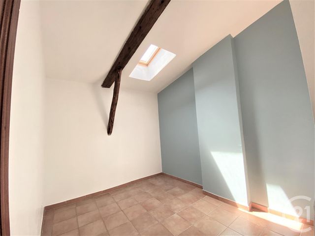 Appartement F6 à vendre - 6 pièces - 135.74 m2 - AURIOL - 13 - PROVENCE-ALPES-COTE-D-AZUR - Century 21 Agence Beaumond Appartement F6 à vendre - 6 pièces - 135.74 m2 - AURIOL - 13 - PROVENCE-ALPES-COTE-D-AZUR - Century 21 Agence Beaumond