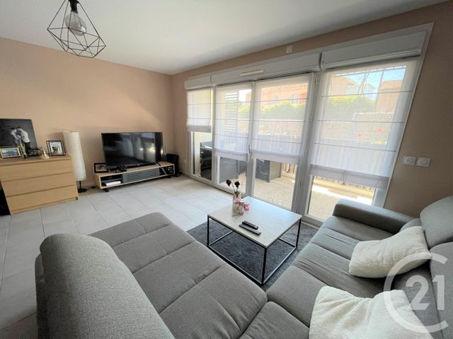 appartement à vendre - 3 pièces - 64.0 m2 - AUBAGNE - 13 - PROVENCE-ALPES-COTE-D-AZUR - Century 21 Agence Beaumond appartement à vendre - 3 pièces - 64.0 m2 - AUBAGNE - 13 - PROVENCE-ALPES-COTE-D-AZUR - Century 21 Agence Beaumond