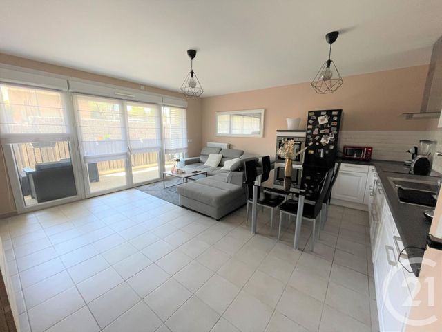 appartement à vendre - 3 pièces - 64.0 m2 - AUBAGNE - 13 - PROVENCE-ALPES-COTE-D-AZUR - Century 21 Agence Beaumond appartement à vendre - 3 pièces - 64.0 m2 - AUBAGNE - 13 - PROVENCE-ALPES-COTE-D-AZUR - Century 21 Agence Beaumond