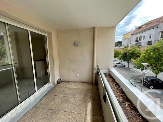 Afficher la photo en grand Appartement T3 à louer - 3 pièces - 70.37 m2 - AUBAGNE - 13 - PROVENCE-ALPES-COTE-D-AZUR - Century 21 Agence Beaumond