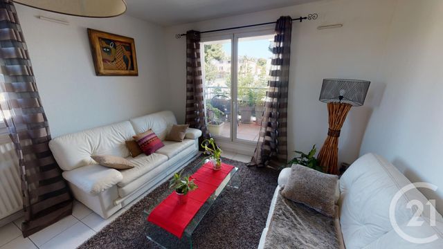 Appartement F3 à vendre - 3 pièces - 67.0 m2 - AUBAGNE - 13 - PROVENCE-ALPES-COTE-D-AZUR - Century 21 Agence Beaumond Appartement F3 à vendre - 3 pièces - 67.0 m2 - AUBAGNE - 13 - PROVENCE-ALPES-COTE-D-AZUR - Century 21 Agence Beaumond