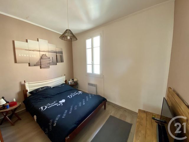 Appartement F2 à vendre - 4 pièces - 95.47 m2 - AUBAGNE - 13 - PROVENCE-ALPES-COTE-D-AZUR - Century 21 Agence Beaumond Appartement F2 à vendre - 4 pièces - 95.47 m2 - AUBAGNE - 13 - PROVENCE-ALPES-COTE-D-AZUR - Century 21 Agence Beaumond