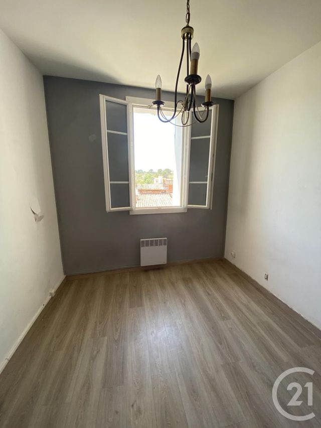 Appartement F2 à vendre - 4 pièces - 95.47 m2 - AUBAGNE - 13 - PROVENCE-ALPES-COTE-D-AZUR - Century 21 Agence Beaumond Appartement F2 à vendre - 4 pièces - 95.47 m2 - AUBAGNE - 13 - PROVENCE-ALPES-COTE-D-AZUR - Century 21 Agence Beaumond