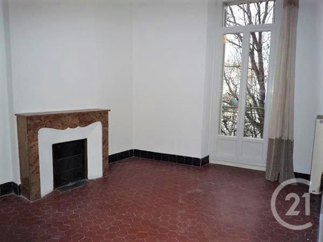 Appartement T2 à louer - 2 pièces - 48.57 m2 - AUBAGNE - 13 - PROVENCE-ALPES-COTE-D-AZUR - Century 21 Agence Beaumond Appartement T2 à louer - 2 pièces - 48.57 m2 - AUBAGNE - 13 - PROVENCE-ALPES-COTE-D-AZUR - Century 21 Agence Beaumond