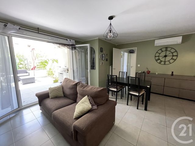 Afficher la photo en grand Appartement T3 à vendre - 3 pièces - 61.82 m2 - AUBAGNE - 13 - PROVENCE-ALPES-COTE-D-AZUR - Century 21 Agence Beaumond
