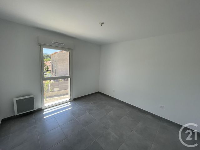 Afficher la photo en grand Appartement T3 à louer - 3 pièces - 59.49 m2 - AUBAGNE - 13 - PROVENCE-ALPES-COTE-D-AZUR - Century 21 Agence Beaumond