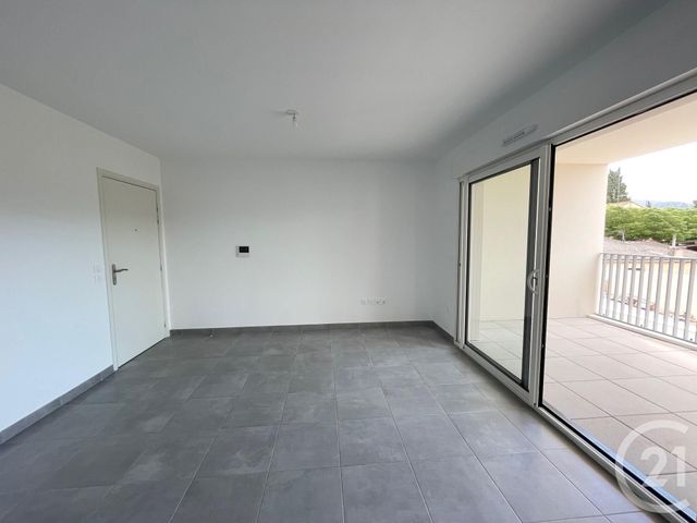 Afficher la photo en grand Appartement T3 à louer - 3 pièces - 59.49 m2 - AUBAGNE - 13 - PROVENCE-ALPES-COTE-D-AZUR - Century 21 Agence Beaumond