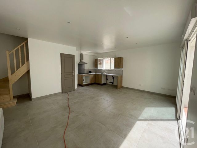 Maison à louer CUGES LES PINS