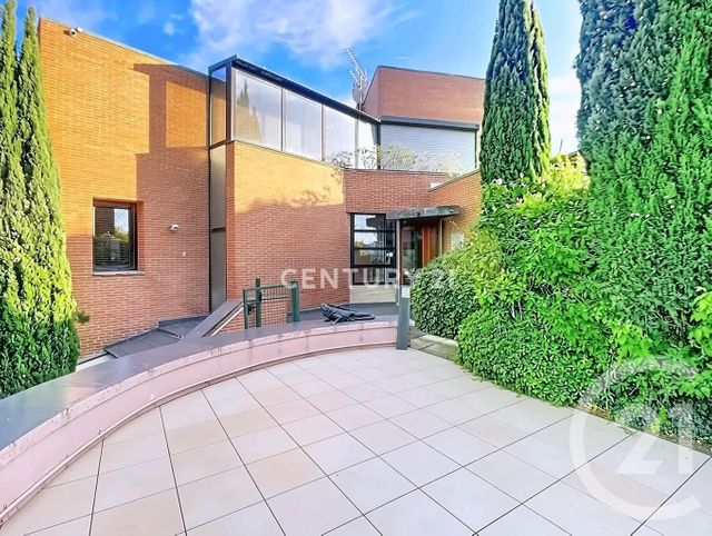 maison à vendre - 7 pièces - 350.0 m2 - AUBAGNE - 13 - PROVENCE-ALPES-COTE-D-AZUR - Century 21 Agence Beaumond