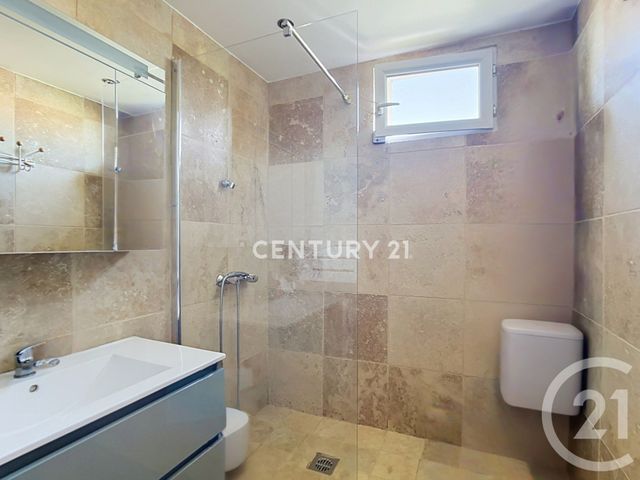 Appartement à vendre - 4 pièces - 66.11 m2 - AUBAGNE - 13 - PROVENCE-ALPES-COTE-D-AZUR - Century 21 Agence Beaumond