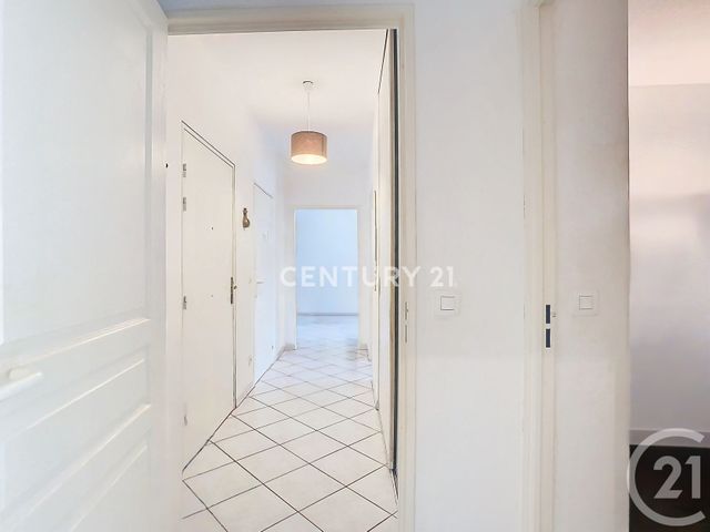 Appartement T3 à vendre - 3 pièces - 65.0 m2 - AUBAGNE - 13 - PROVENCE-ALPES-COTE-D-AZUR - Century 21 Agence Beaumond