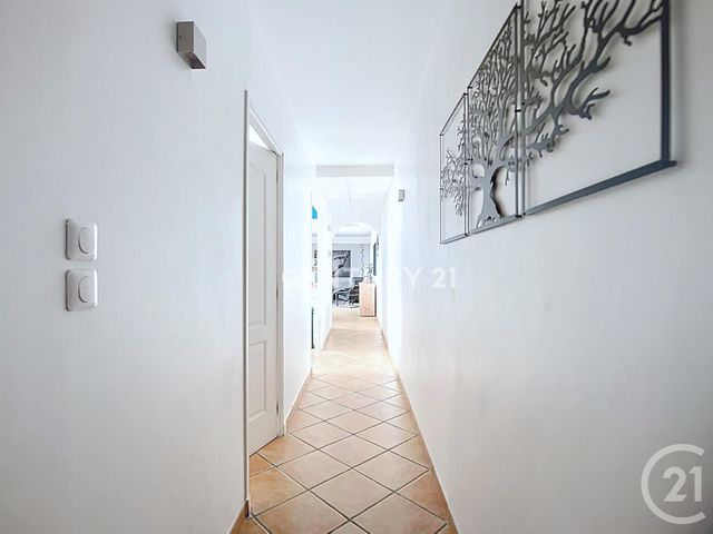 Appartement T4 à vendre - 5 pièces - 129.48 m2 - AUBAGNE - 13 - PROVENCE-ALPES-COTE-D-AZUR - Century 21 Agence Beaumond