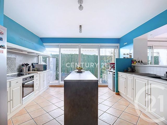 Appartement T4/5 à vendre - 5 pièces - 133.0 m2 - AUBAGNE - 13 - PROVENCE-ALPES-COTE-D-AZUR - Century 21 Agence Beaumond