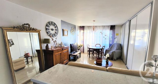 Appartement F3 à vendre - 3 pièces - 56.52 m2 - AUBAGNE - 13 - PROVENCE-ALPES-COTE-D-AZUR - Century 21 Agence Beaumond