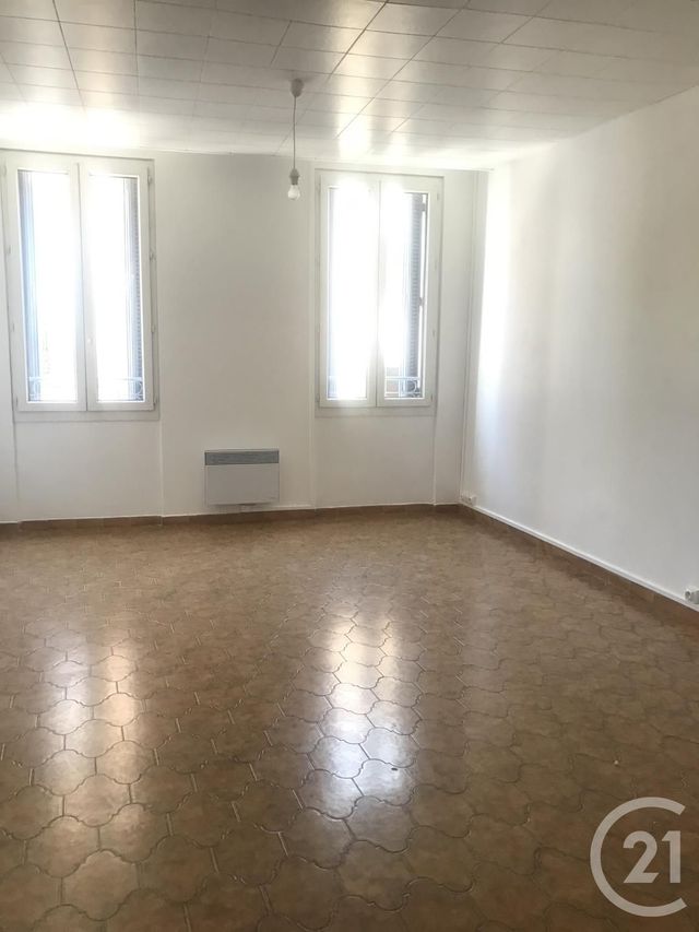 Appartement T3 à louer - 3 pièces - 65.62 m2 - AUBAGNE - 13 - PROVENCE-ALPES-COTE-D-AZUR - Century 21 Agence Beaumond