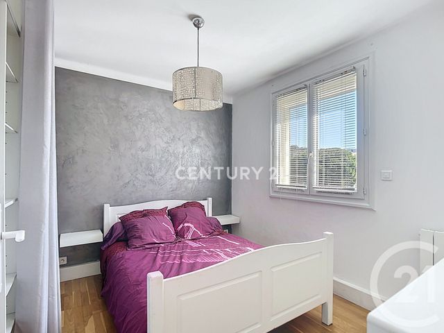 Appartement T3 à vendre - 3 pièces - 61.04 m2 - AUBAGNE - 13 - PROVENCE-ALPES-COTE-D-AZUR - Century 21 Agence Beaumond