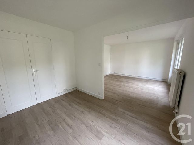 appartement à louer - 3 pièces - 63.56 m2 - AUBAGNE - 13 - PROVENCE-ALPES-COTE-D-AZUR - Century 21 Agence Beaumond