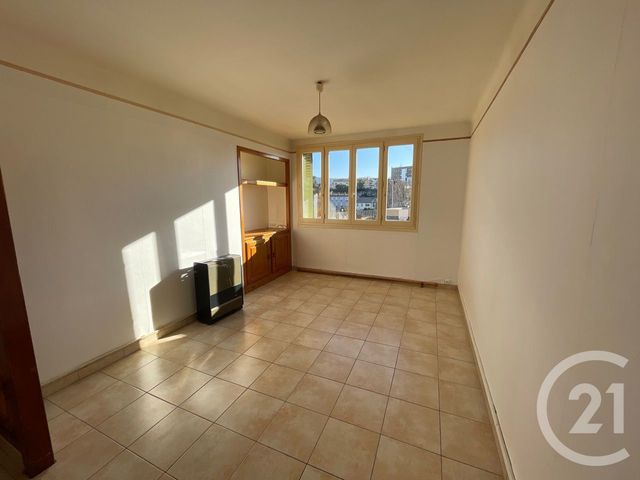 Appartement T3 à vendre - 3 pièces - 50.71 m2 - AUBAGNE - 13 - PROVENCE-ALPES-COTE-D-AZUR - Century 21 Agence Beaumond