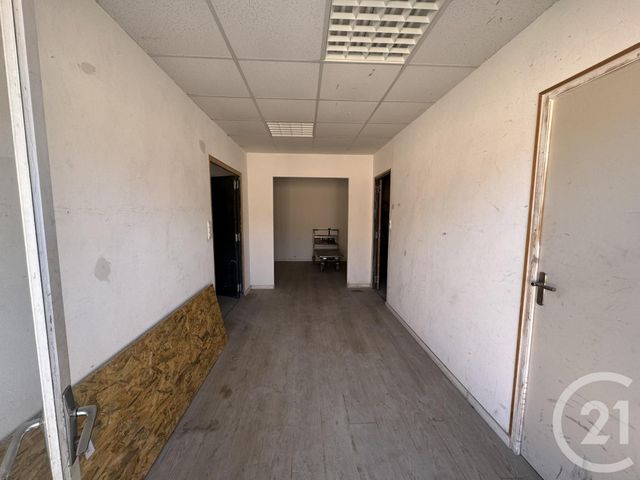 commerce à louer - 118.56 m2 - GEMENOS - 13 - PROVENCE-ALPES-COTE-D-AZUR - Century 21 Agence Beaumond