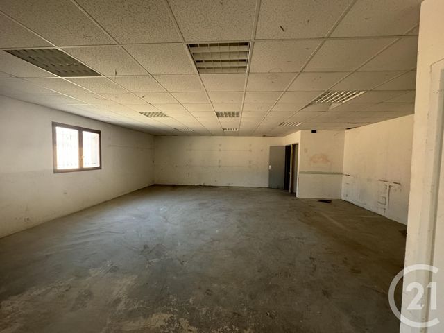 commerce à louer - 118.56 m2 - GEMENOS - 13 - PROVENCE-ALPES-COTE-D-AZUR - Century 21 Agence Beaumond