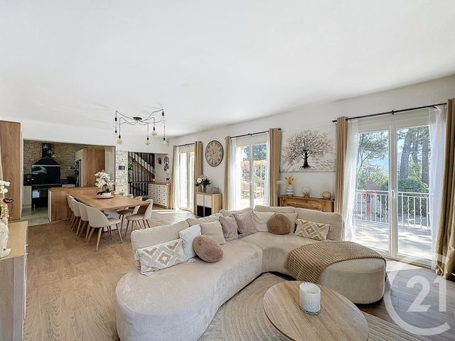 maison à vendre - 8 pièces - 206.62 m2 - AUBAGNE - 13 - PROVENCE-ALPES-COTE-D-AZUR - Century 21 Agence Beaumond