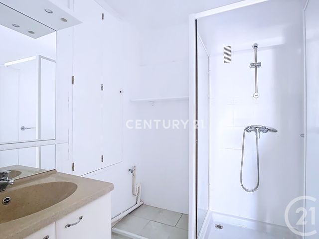 Appartement T3 à vendre - 3 pièces - 62.0 m2 - AUBAGNE - 13 - PROVENCE-ALPES-COTE-D-AZUR - Century 21 Agence Beaumond