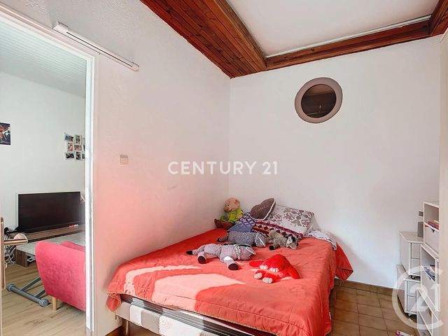 Afficher la photo en grand Appartement T2 à vendre - 2 pièces - 32.59 m2 - AUBAGNE - 13 - PROVENCE-ALPES-COTE-D-AZUR - Century 21 Agence Beaumond
