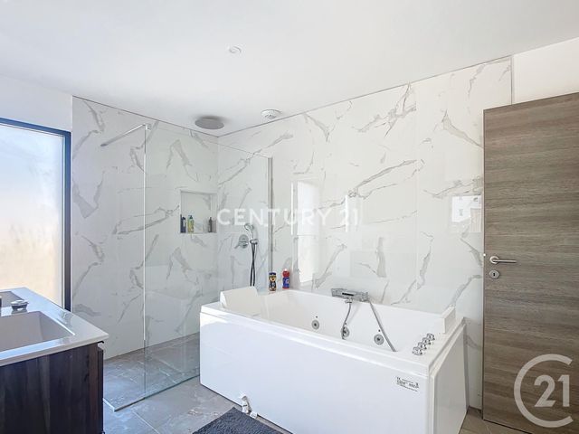 Afficher la photo en grand maison à vendre - 4 pièces - 103.0 m2 - AUBAGNE - 13 - PROVENCE-ALPES-COTE-D-AZUR - Century 21 Agence Beaumond