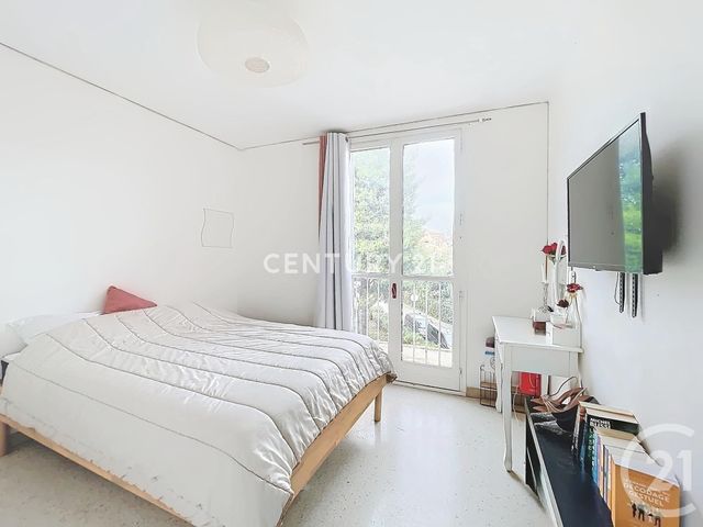 Appartement F4 à vendre - 4 pièces - 90.0 m2 - AUBAGNE - 13 - PROVENCE-ALPES-COTE-D-AZUR - Century 21 Agence Beaumond