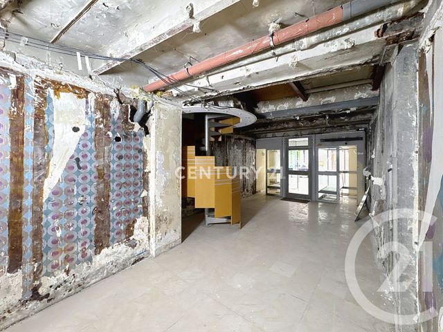 commerce à louer - 85.53 m2 - AUBAGNE - 13 - PROVENCE-ALPES-COTE-D-AZUR - Century 21 Agence Beaumond