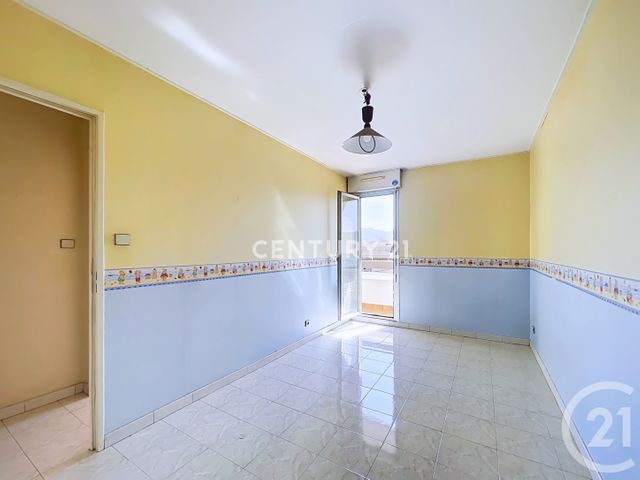 Appartement F3 à vendre - 3 pièces - 83.97 m2 - AUBAGNE - 13 - PROVENCE-ALPES-COTE-D-AZUR - Century 21 Agence Beaumond