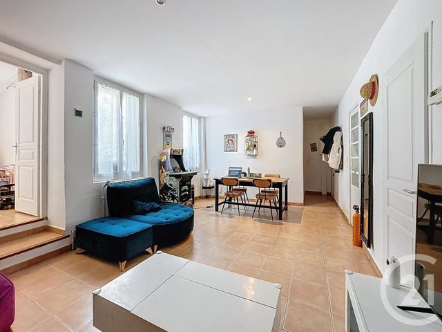 Appartement à vendre - 3 pièces - 59.79 m2 - AUBAGNE - 13 - PROVENCE-ALPES-COTE-D-AZUR - Century 21 Agence Beaumond